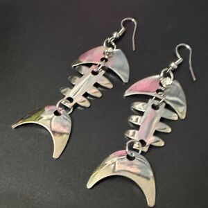 Silver Fishbone Earrings